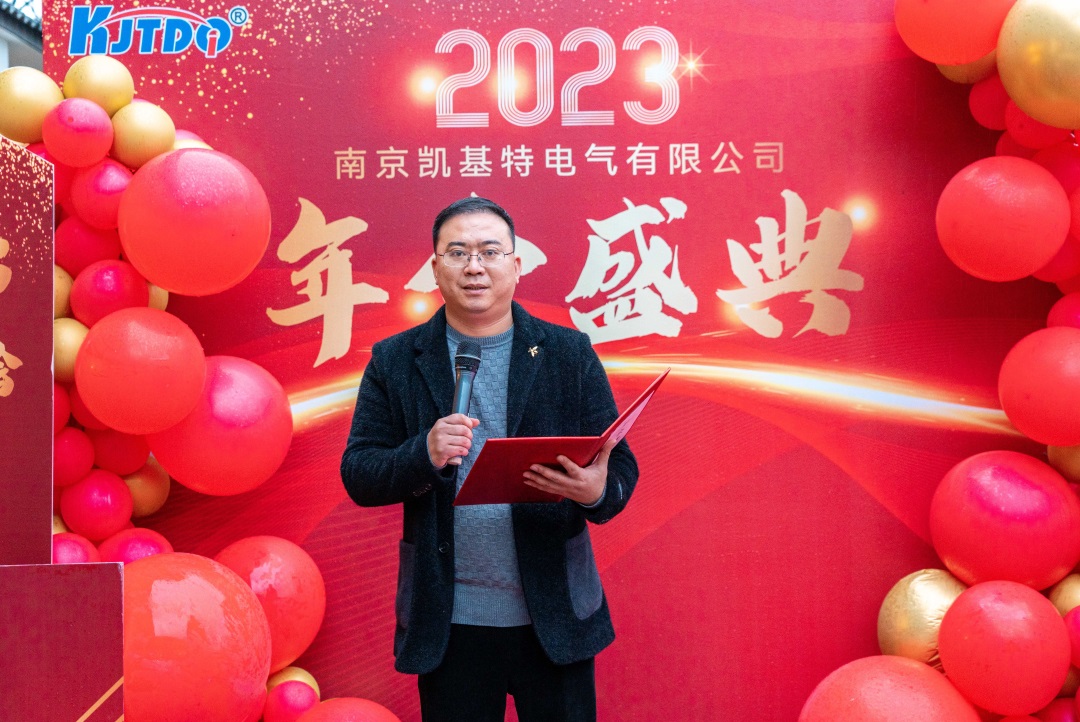 ef44018d69c1345bf626f38a3b27b3ae ef44018d69c1345bf626f38a3b27b3ae