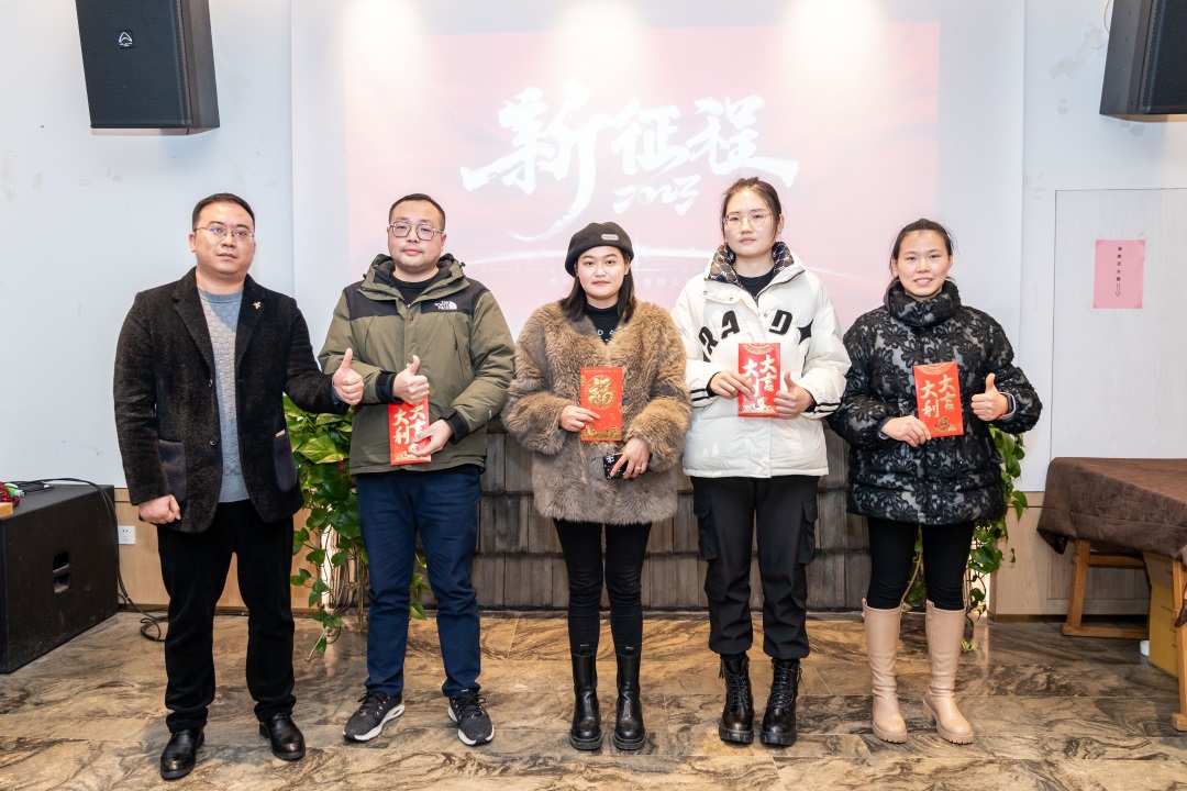 9f10e5a31672b3d204606ea582e0fc84.jpg 9f10e5a31672b3d204606ea582e0fc84.jpg