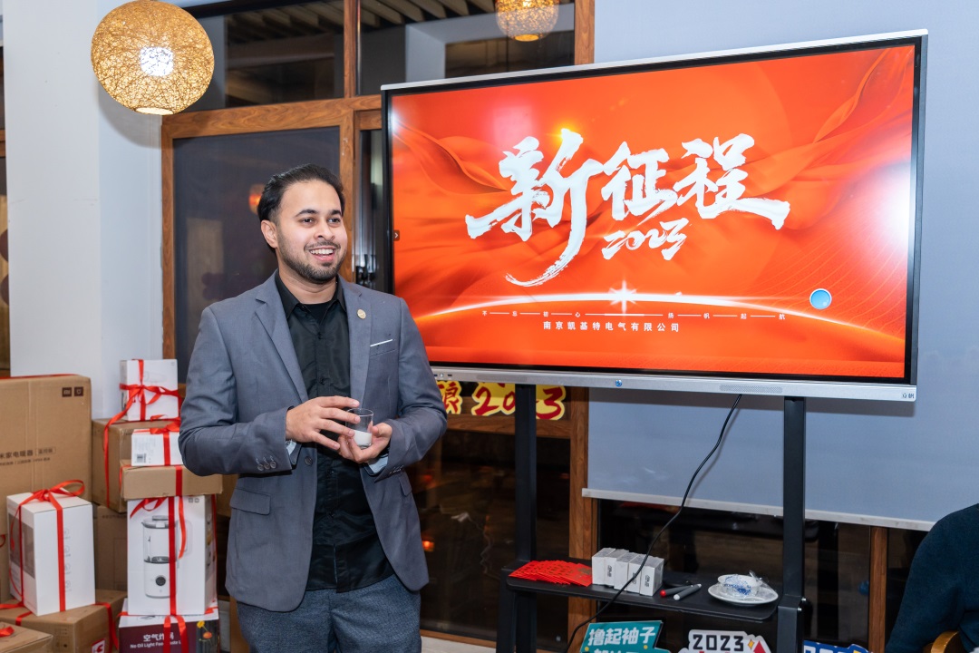 004f3455f6ff2d463daa5ca6b62cdd1b.jpg 004f3455f6ff2d463daa5ca6b62cdd1b.jpg