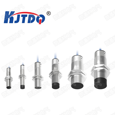 電容式接近開關組圖.jpg 電容式接近開關組圖.jpg